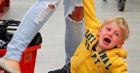 Ilyen bölcsen még nem kezeltek gyerekhisztit, mint ez az anyuka!