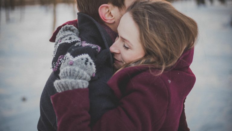 A magánnyomozó szerint ez a 7 jele annak, hogy megcsal a párod